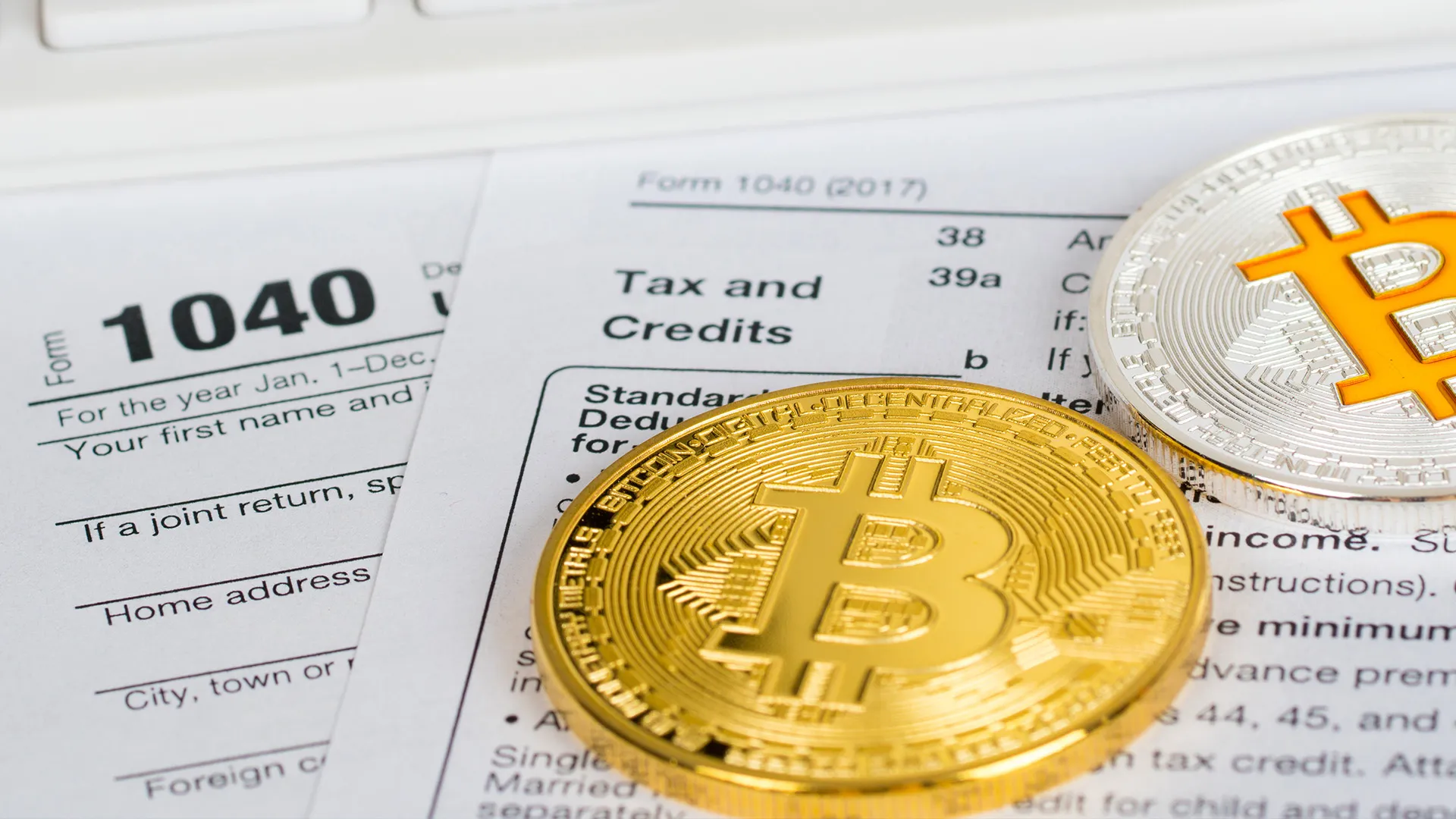 2026 Crypto Compliance: The Form 1099-DA Strategic Report Crypto tax reporting 2025 concept showing IRS Form 1099-DA and digital asset compliance in the United States.
