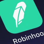 From Cathie Wood to Cantor Fitzgerald, the Big Money is Betting 2026 Will See a Shocking 500% Bullish Turnaround in Robinhood’s Crypto Slump with a Critical Warning