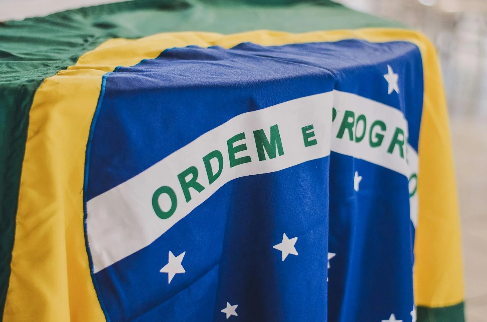 2026 Shocking Warning: Brazil’s Central Bank Bans Stablecoin is a Critical $100 Billion Bullish Turnaround for Crypto Firms