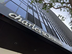 Charles Schwab Begins US Rollout in 2026 with a Shocking 100 Percent Increase in Spot Crypto Trading for the Best Retail Customers