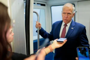 Clarity Act Text is the 2026 Shocking Warning: The Critical $100 Billion Bullish Turnaround for Crypto Firms Offering Stablecoin Rewards
